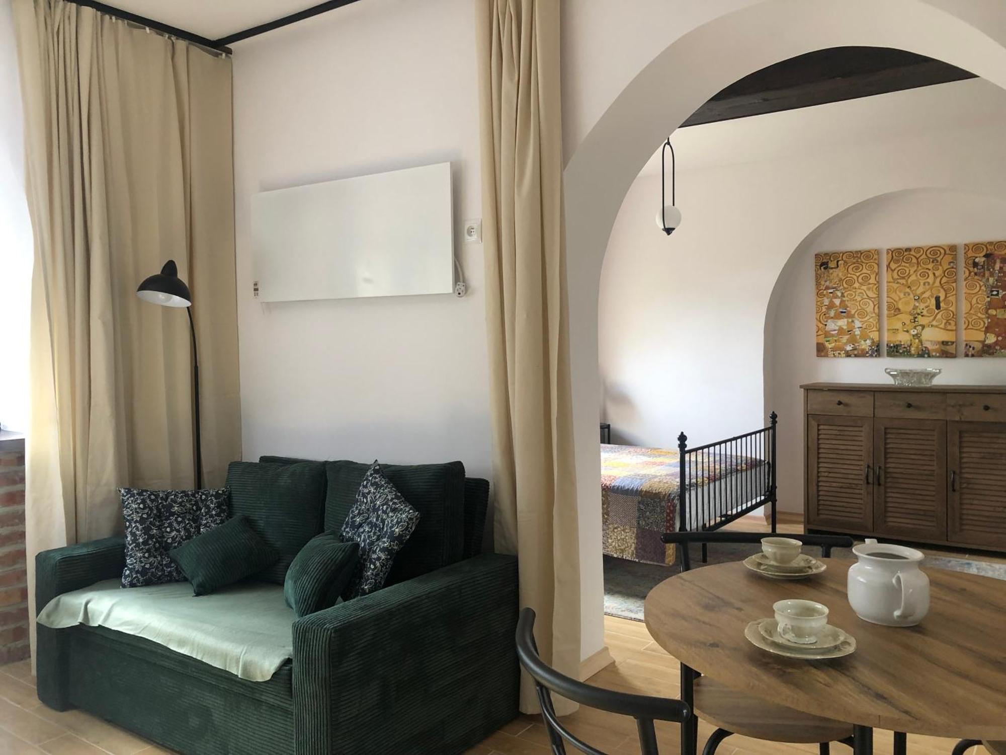 Loft Pod Starym Kasztanem Apartment